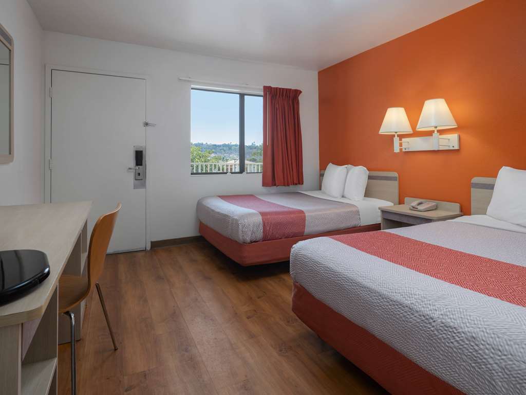 Motel 6 Oceanside CA - photo 19