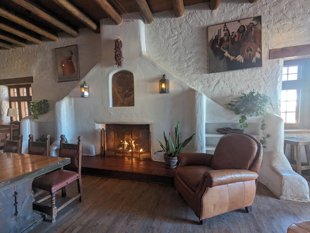 Sagebrush Inn & Suites - photo 115