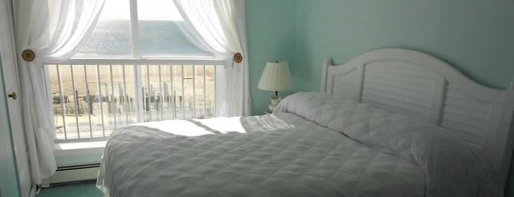 Mayfair Hotel - carbon neutral hotel in Belmar