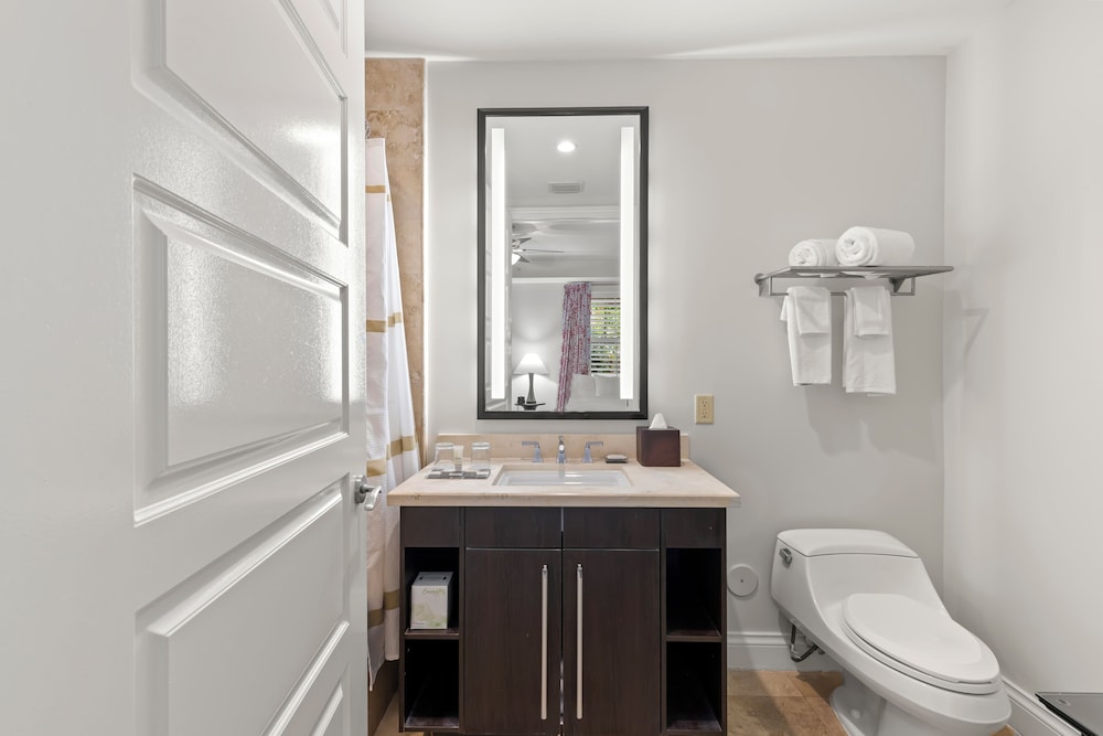 Beachside Resort & Residences - photo 116