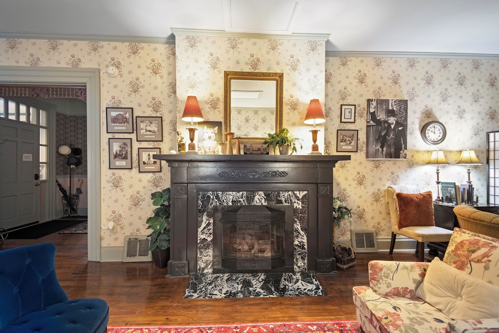 Loganberry Inn - photo 26