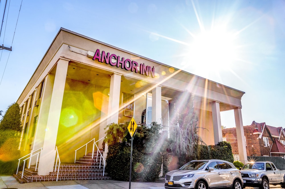 Anchor Inn - carbon neutral hotel in Bayside