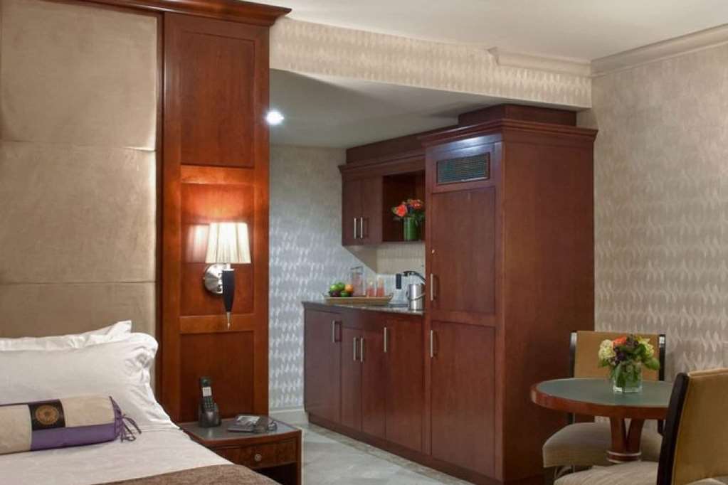 Viana Hotel and Spa Trademark Collection by Wyndham - photo 12