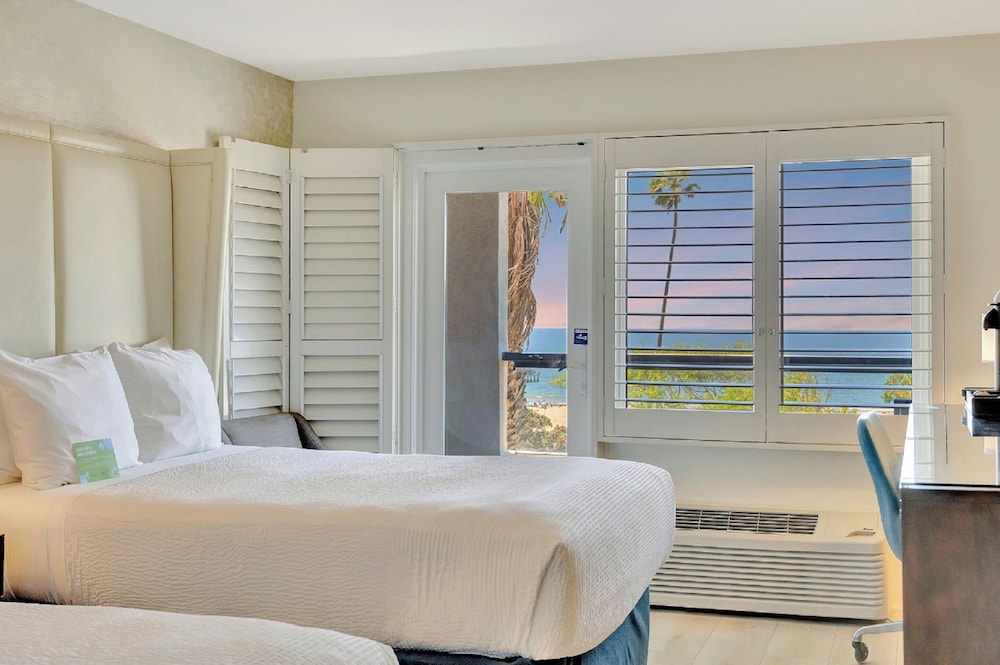 Ocean View Hotel - photo 25