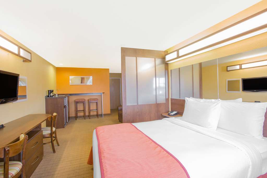 Microtel Inn & Suites by Wyndham Albertville - photo 12