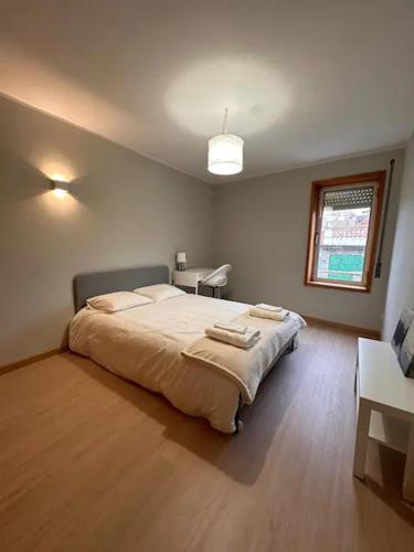 Pereira Azurara 3 quarto 1D in Povoa De Varzim, Portugal