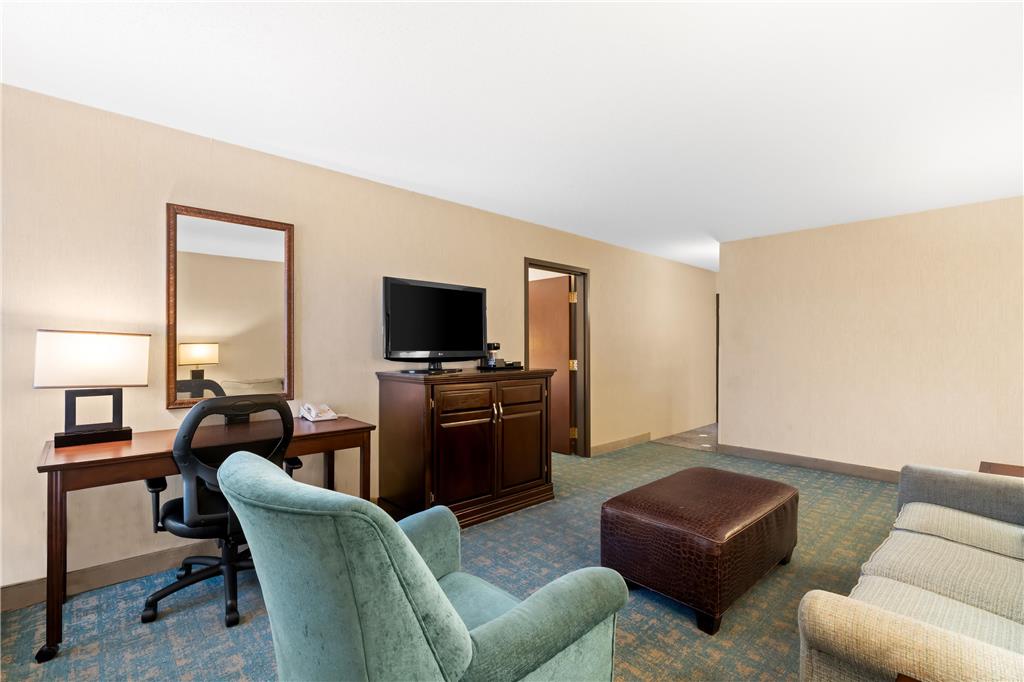 Prado Hotel - photo 17