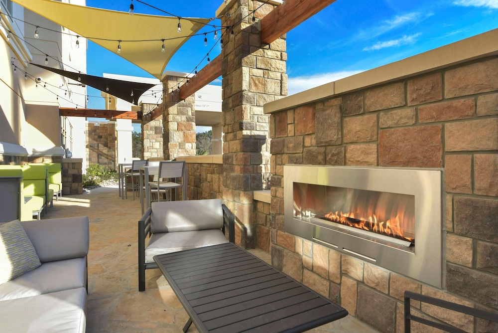 Hampton Inn Lumberton - photo 43