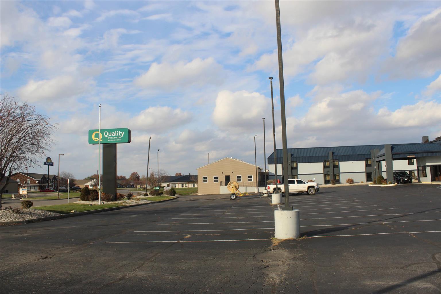 Quality Inn and Suites University Area - photo 13
