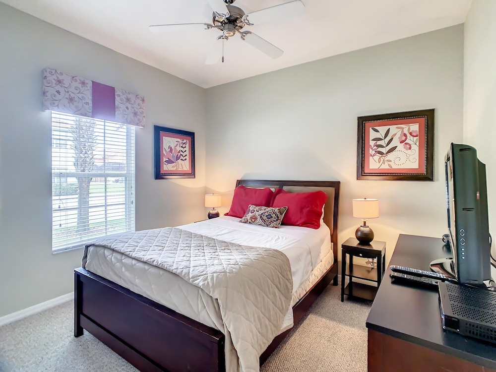 Paradise Palms Resort Just Minutes From Disney - photo 33
