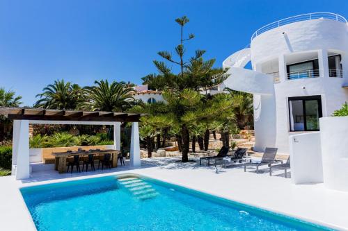 Villa Mediterraneo Cabo La Nao by Rock Rentals — 4-Star Luxury Hotel in Javea, Spain