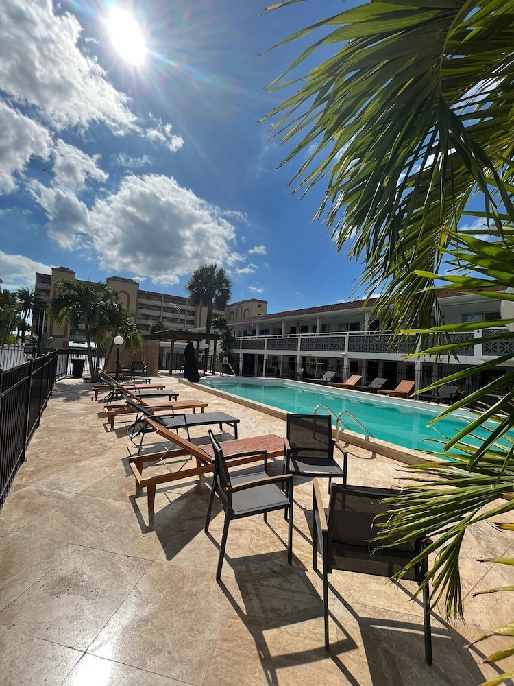 Holiday Isles Resort - photo 105