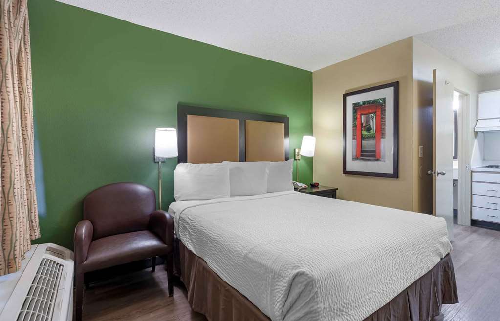 Extended Stay America Select Suites Denver Aurora South - photo 11