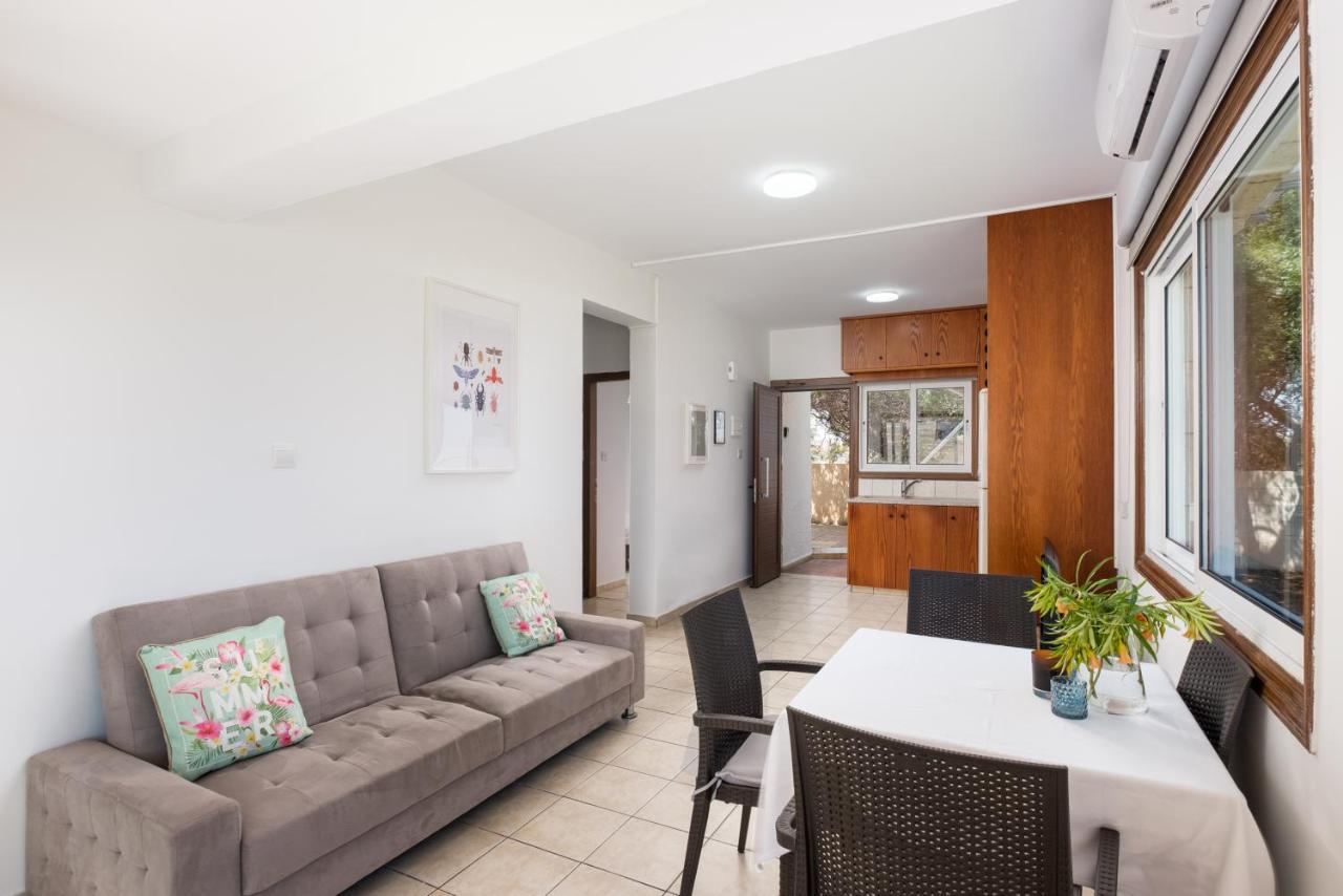 Oceanview Apartment