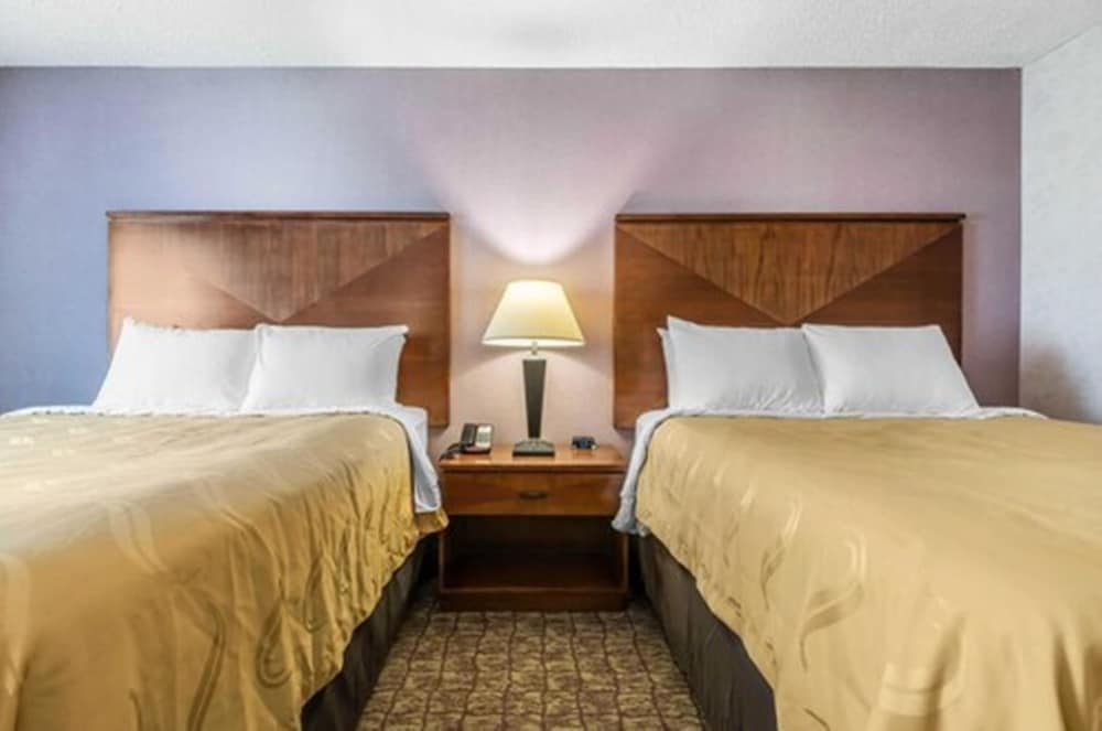 Spark By Hilton Hamburg - photo 10