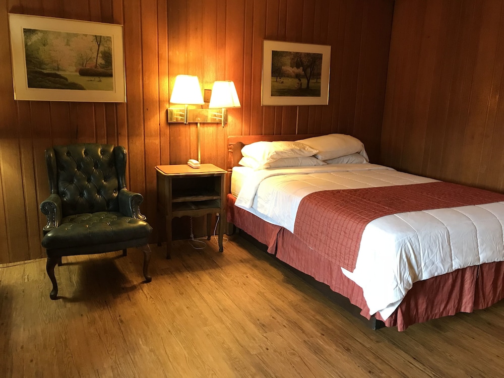 Lincoln Lodge - photo 3