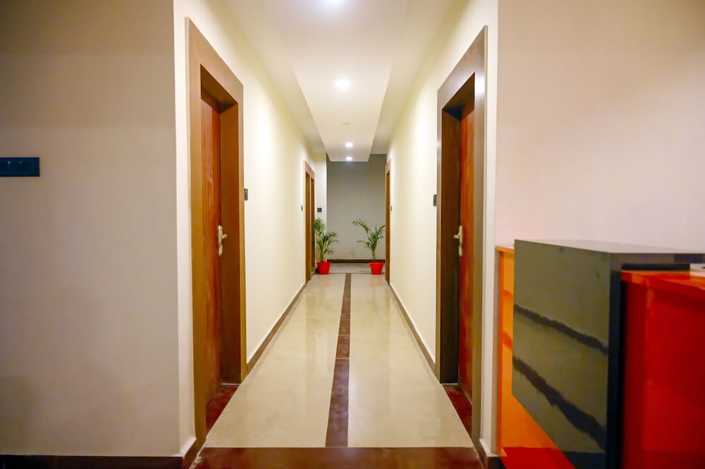 Sri Ram Janki Palace — hotel in Fyzabad