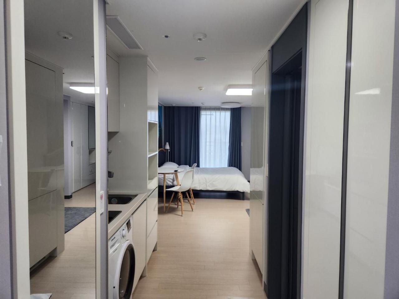 Stay Safe 621 - carbon neutral hotel in Yeosu