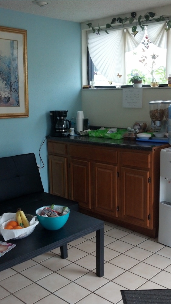 Jasmine Garden Inn - photo 27