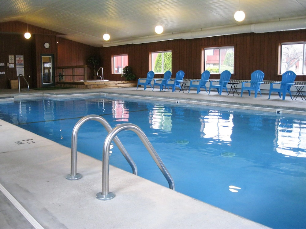Cedar Hill Lodge - photo 42