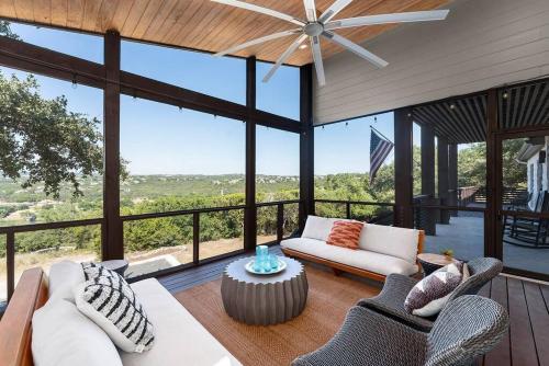 Vista Grande Beautiful Views & Lake Access — 4-Star Luxury Hotel in Austin, United States