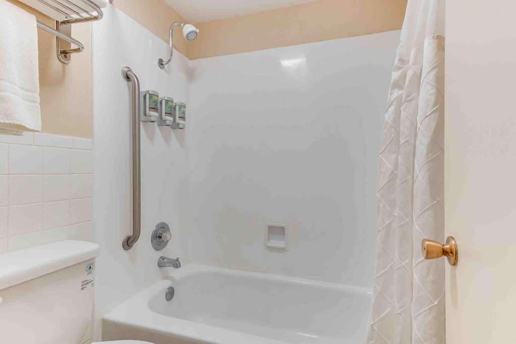 Best Western Movie Manor - photo 31