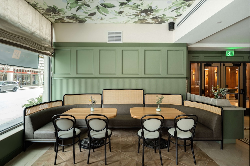 Hotel Fort Des Moines Curio Collection by Hilton - photo 90