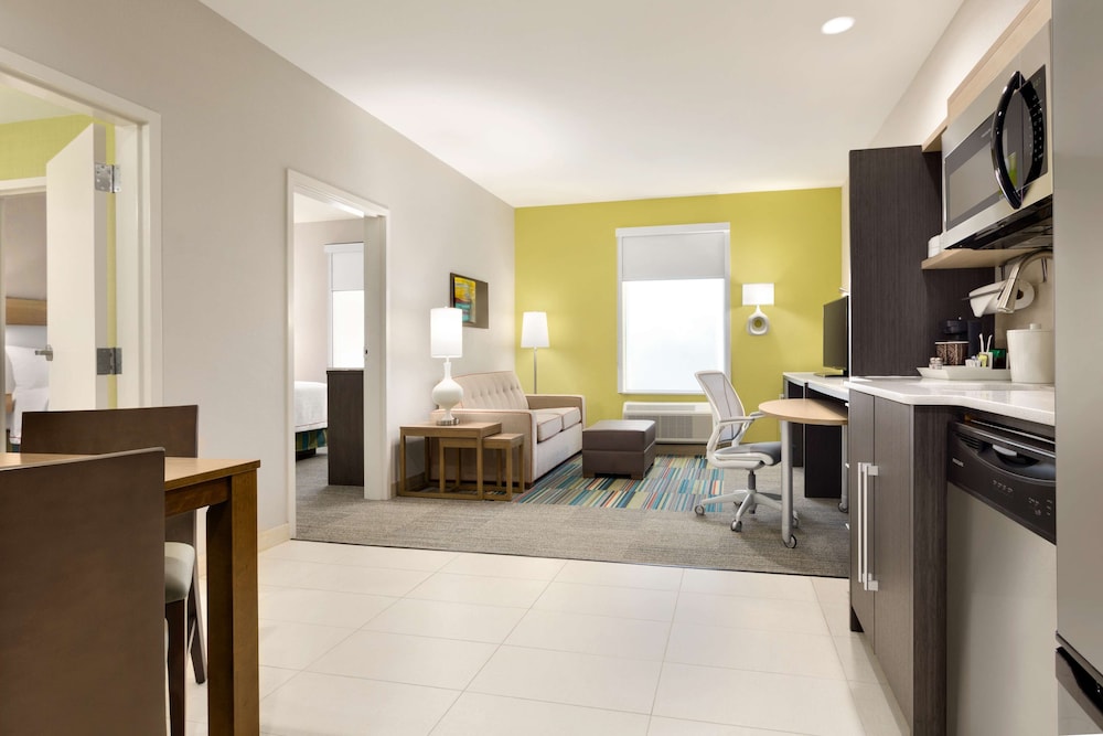 Home2 Suites by Hilton Shenandoah The Woodlands - photo 15