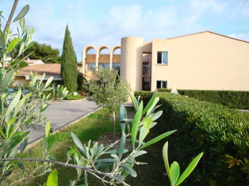 H tel Le Galoubet — hotel in Villeneuve-Loubet