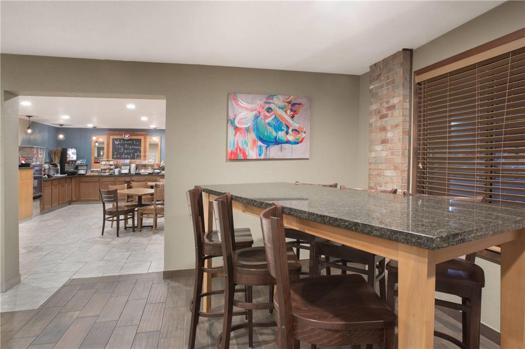 AmericInn by Wyndham Mount Pleasant - photo 23