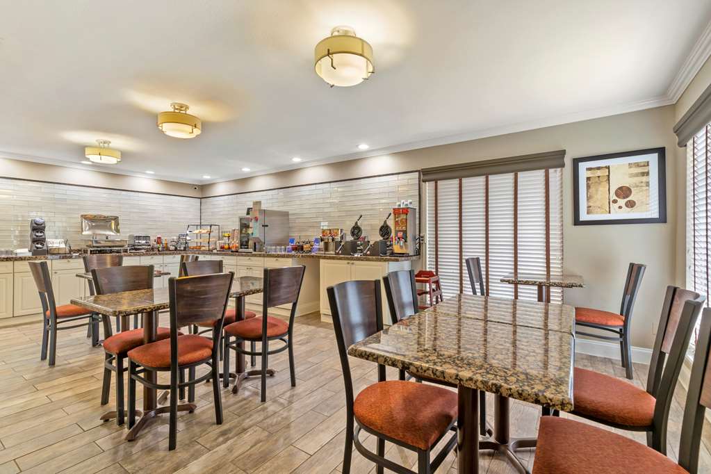 Best Western Brady Inn - photo 4