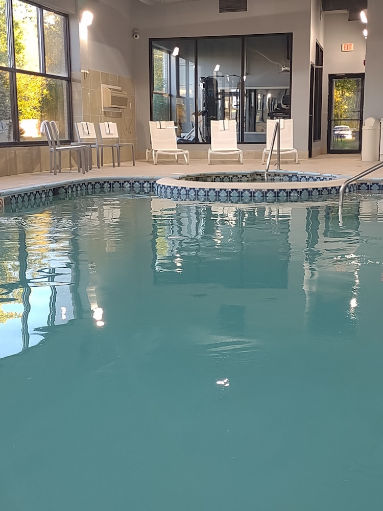 Baymont by Wyndham Flat Rock - photo 24