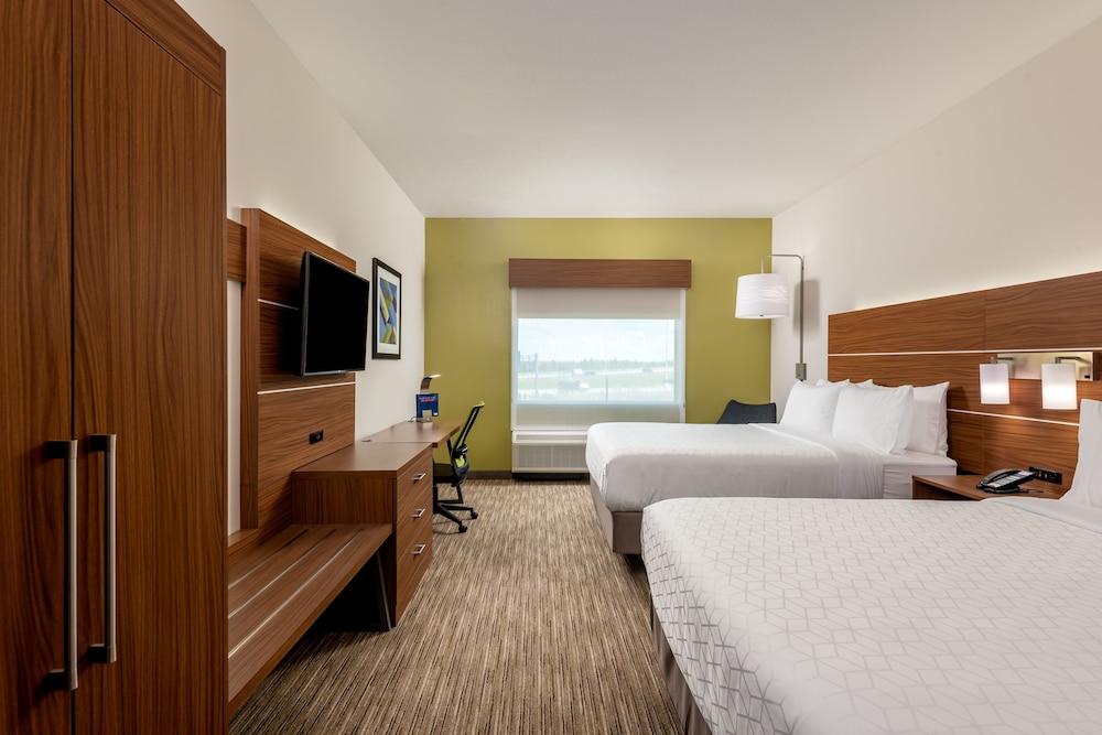 Holiday Inn Express & Suites Punta Gorda by IHG - photo 2