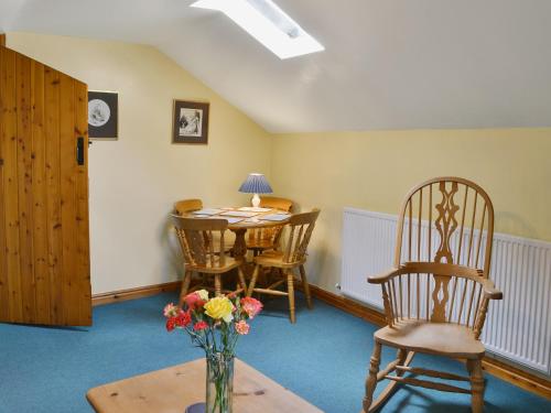 Holly Cottage