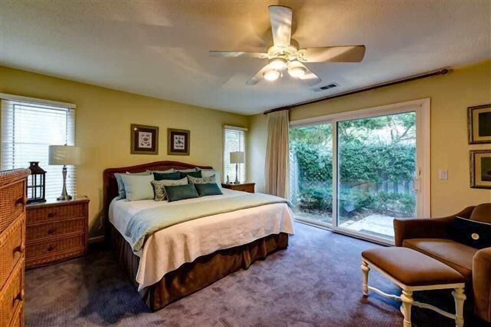 9 Pine Court at The Sea Pines Resort - photo 4