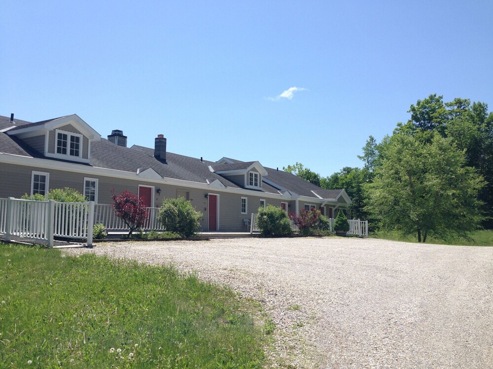 The Inn at Willow Pond - photo 23