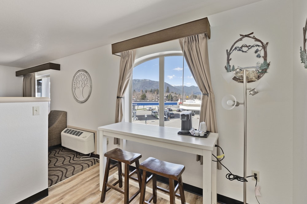 Sandpoint Hotel & Suites Downtown - photo 20