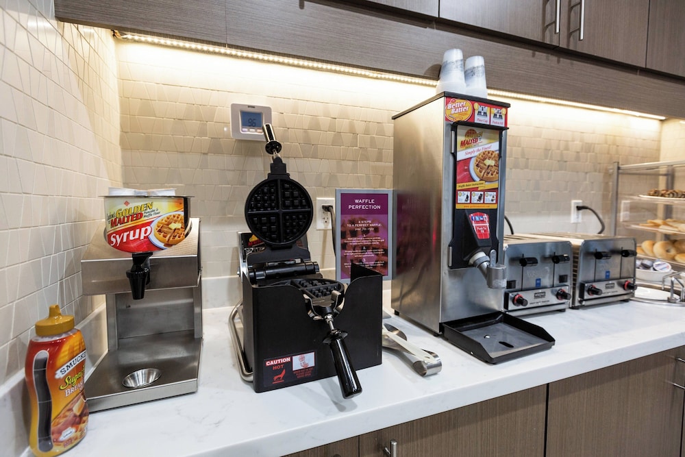 Residence Inn by Marriott Oklahoma City Airport - photo 25