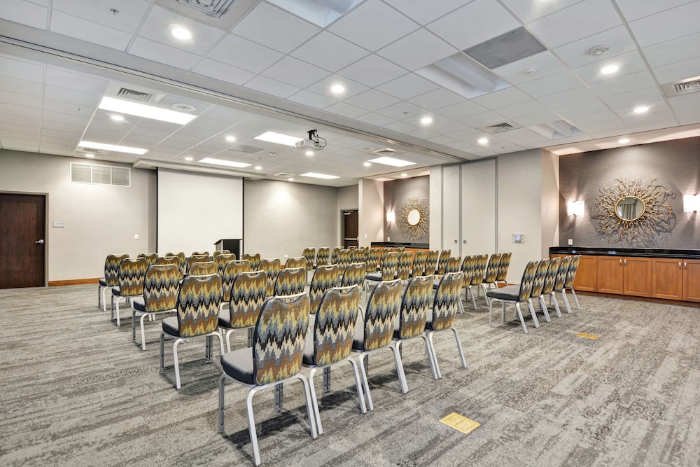 Homewood Suites by Hilton TechRidge Parmer @ I 35 - photo 39