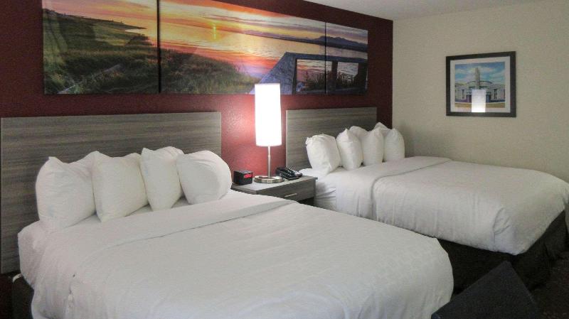 Clarion Pointe Evansville North - photo 43