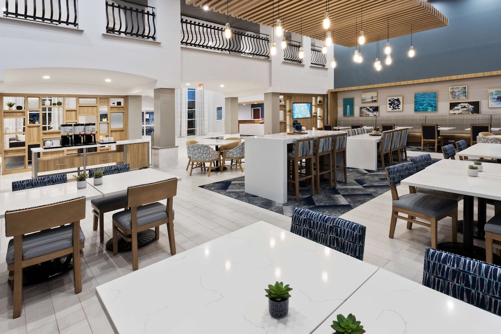 Hampton Inn & Suites Phenix City Columbus Area - photo 20