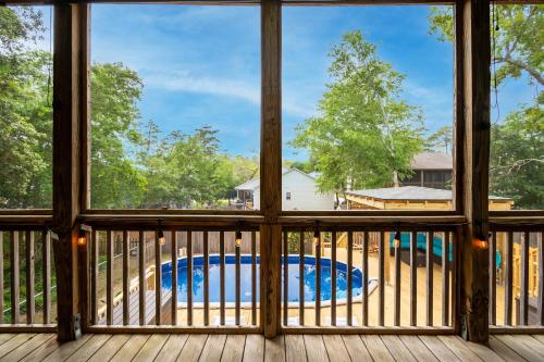Woodlands Wonder by Oak Island Accommodations - photo 22