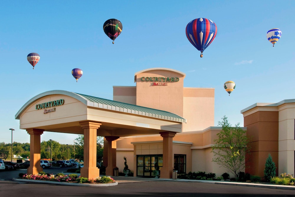 Courtyard by Marriott Canton - photo 37