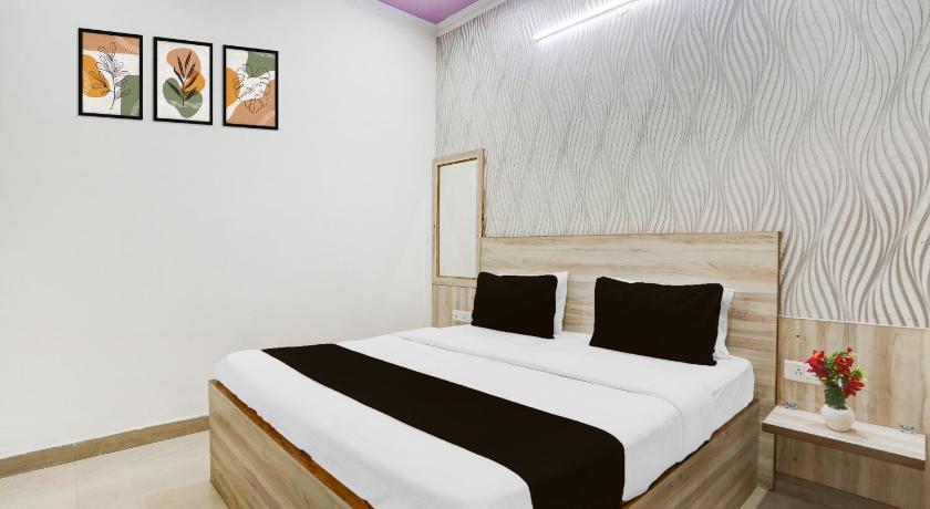 Super Townhouse Sector 4 Gurgaon
