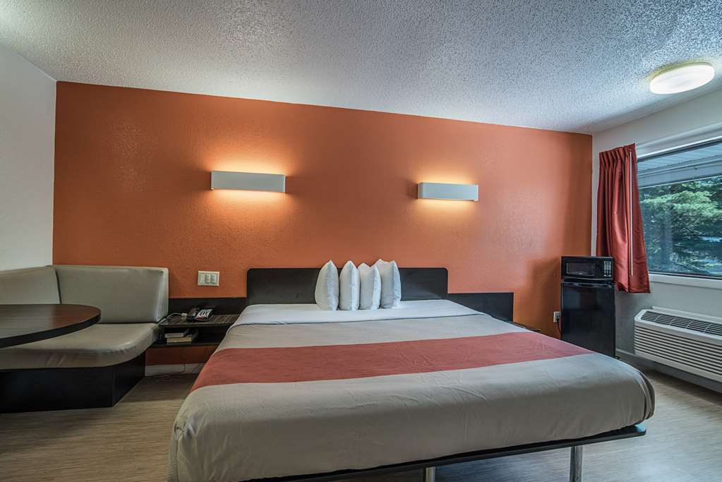 Motel 6 Albany NY Airport - photo 14