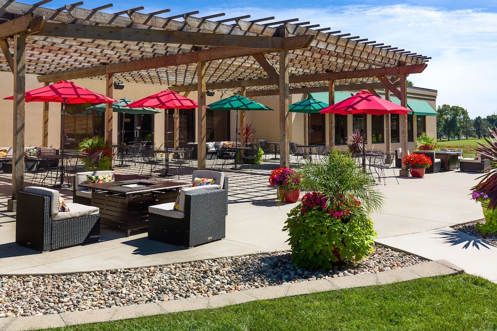 Lake Okoboji Resort and Conference Center - photo 22