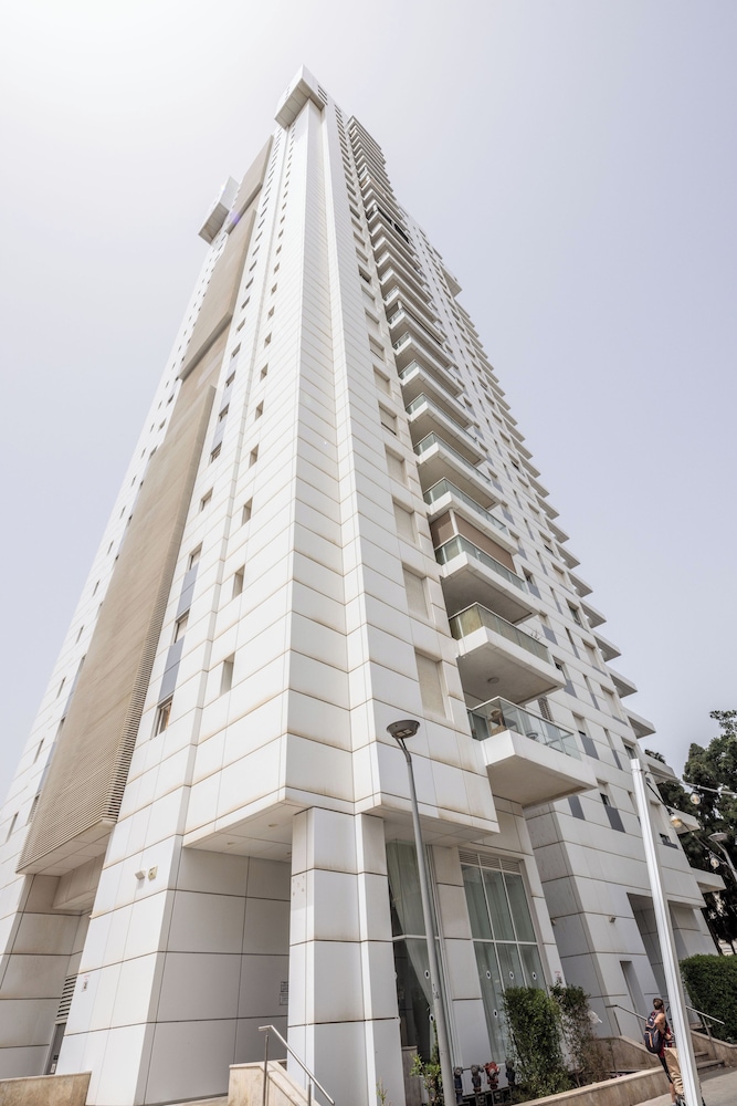 Seaside High Rise Apt by Sea N' Rent — 4-Star Luxury Hotel in Netanya, Israel
