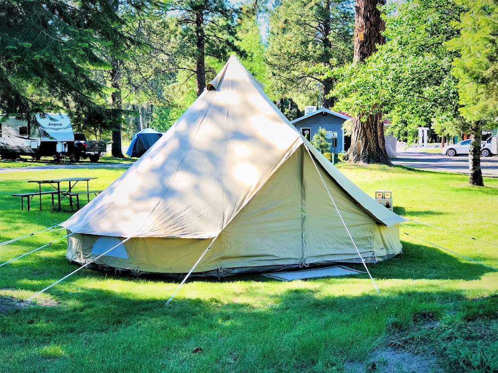Crater Lake Resort - photo 104