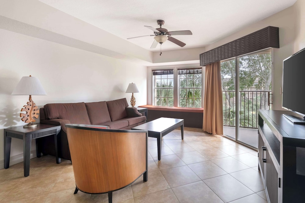 Hilton Vacation Club Aqua Sol Orlando West - photo 44