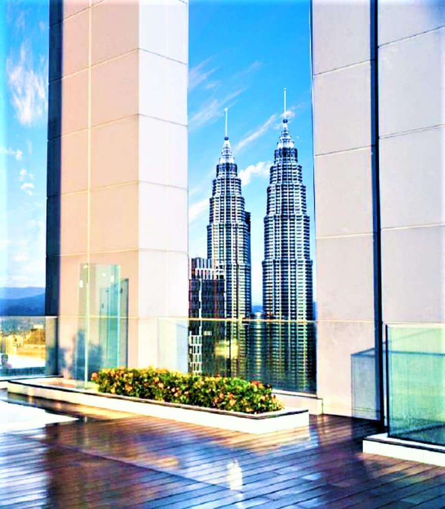 Saba Suites at The Platinum KLCC Bukit Bintang Kuala Lumpur — 4-Star Luxury Hotel in Kuala Lumpur, Malaysia